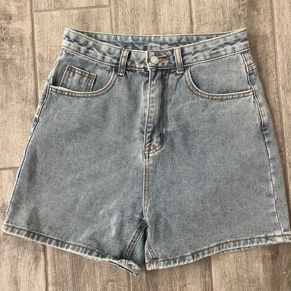 high waist blue jean shorts
